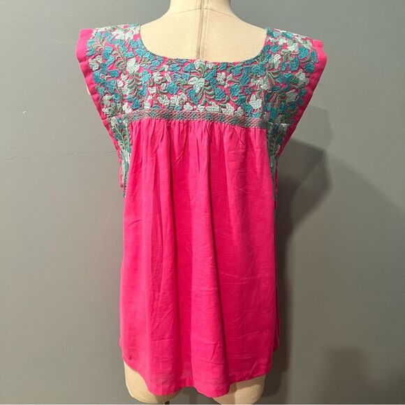 J. Marie Pink Embroidered Linen Hannah Top Size Medium - Picture 7 of 10